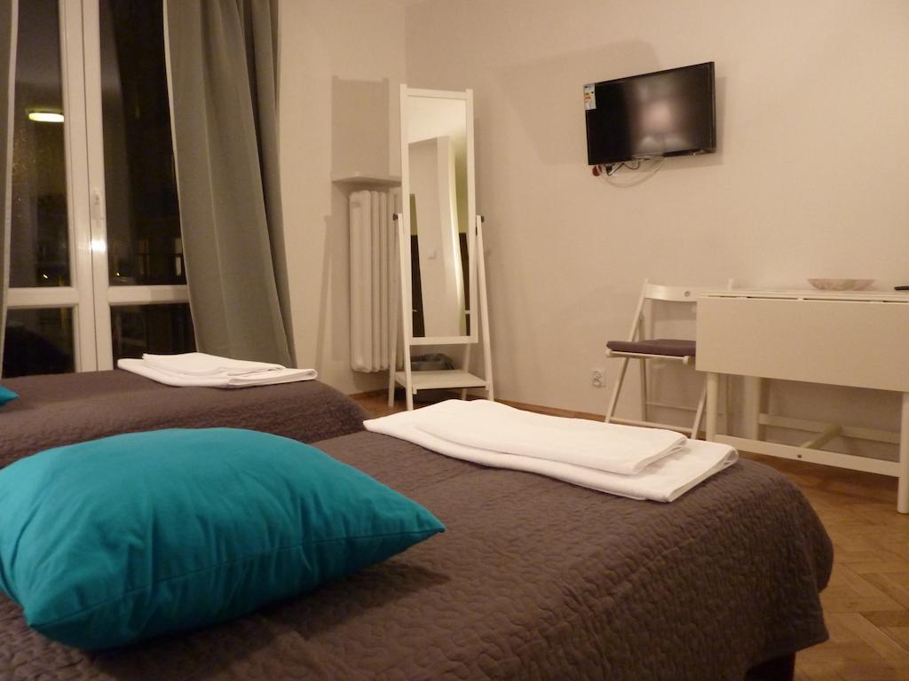 Koro De Varsovio - Apartament Ciasna 10 Экстерьер фото