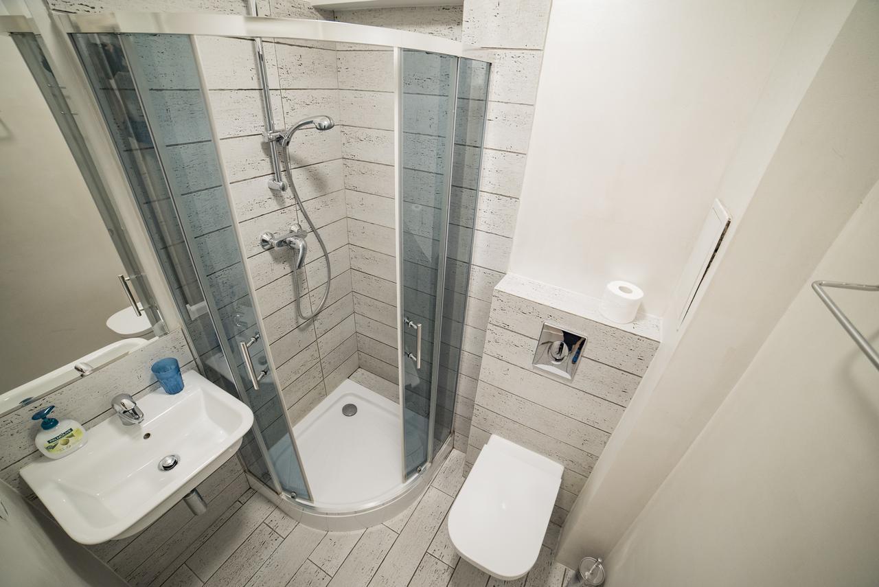 Koro De Varsovio - Apartament Ciasna 10 Экстерьер фото
